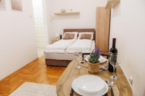 Apartman 369